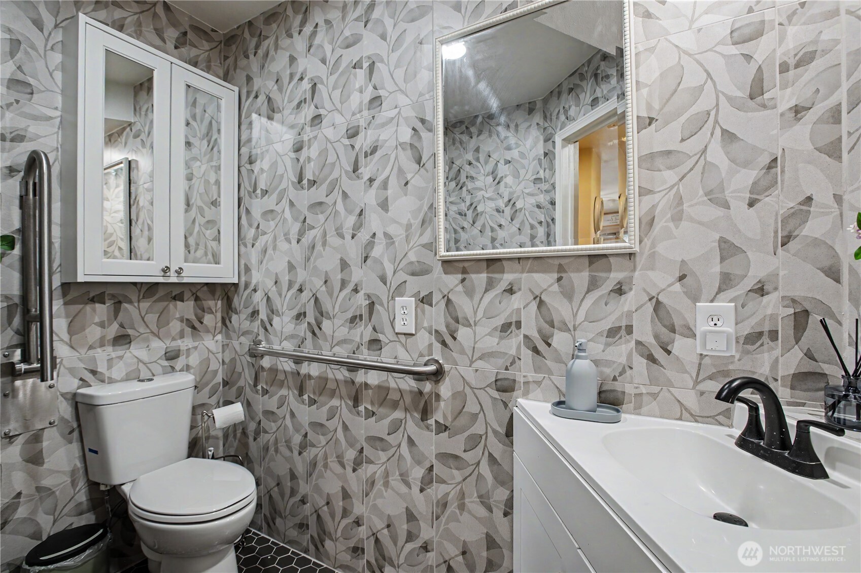 417 SW 353rd Street , Federal Way, WA 98023