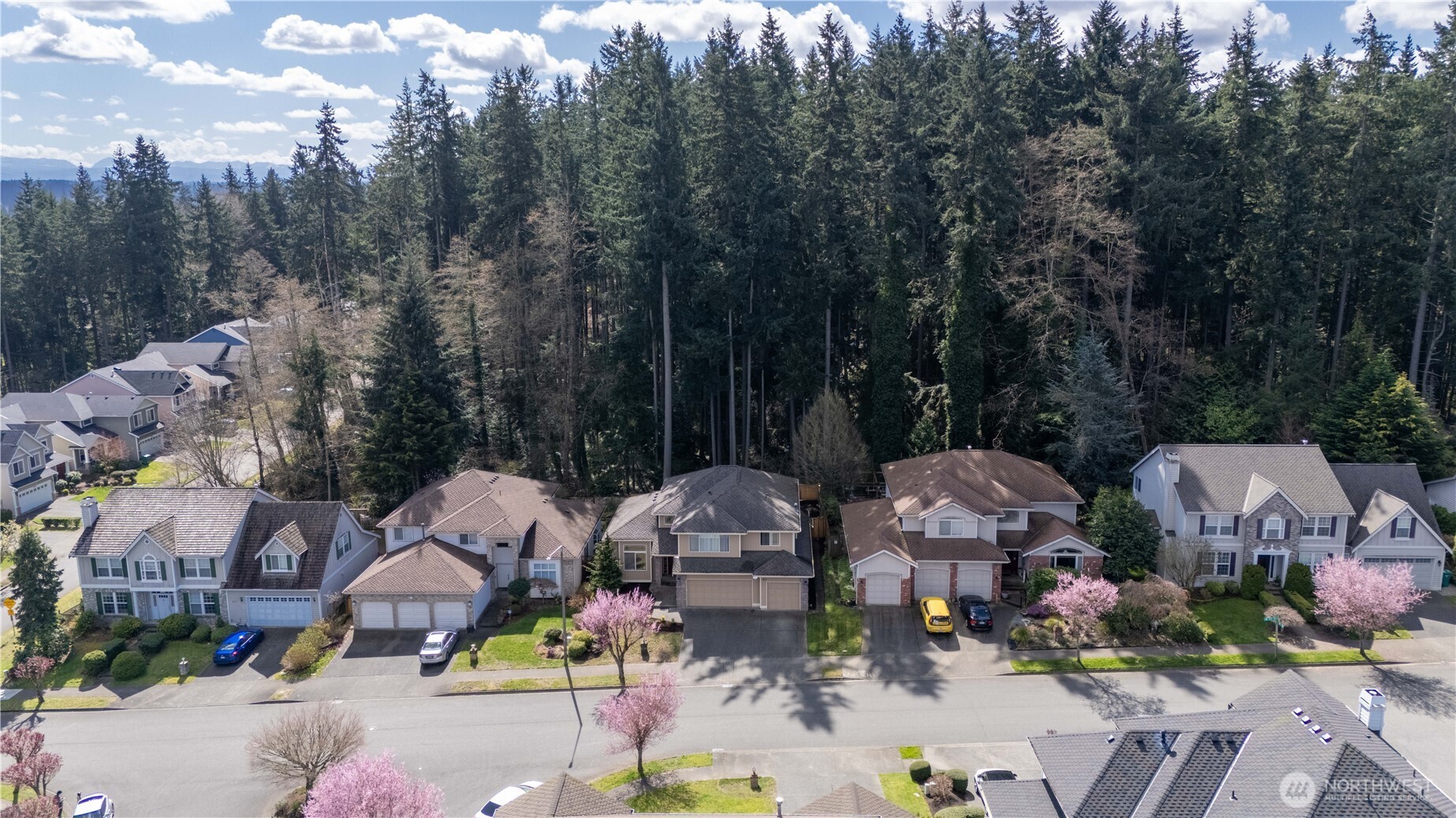 417 SW 353rd Street , Federal Way, WA 98023
