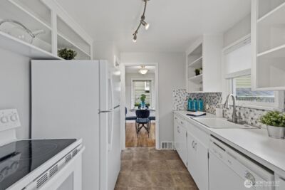 4027 52nd Avenue SW, Seattle, WA 98116 - Photo 12