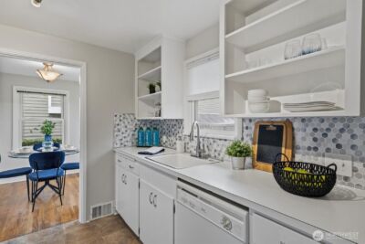 4027 52nd Avenue SW, Seattle, WA 98116 - Photo 14