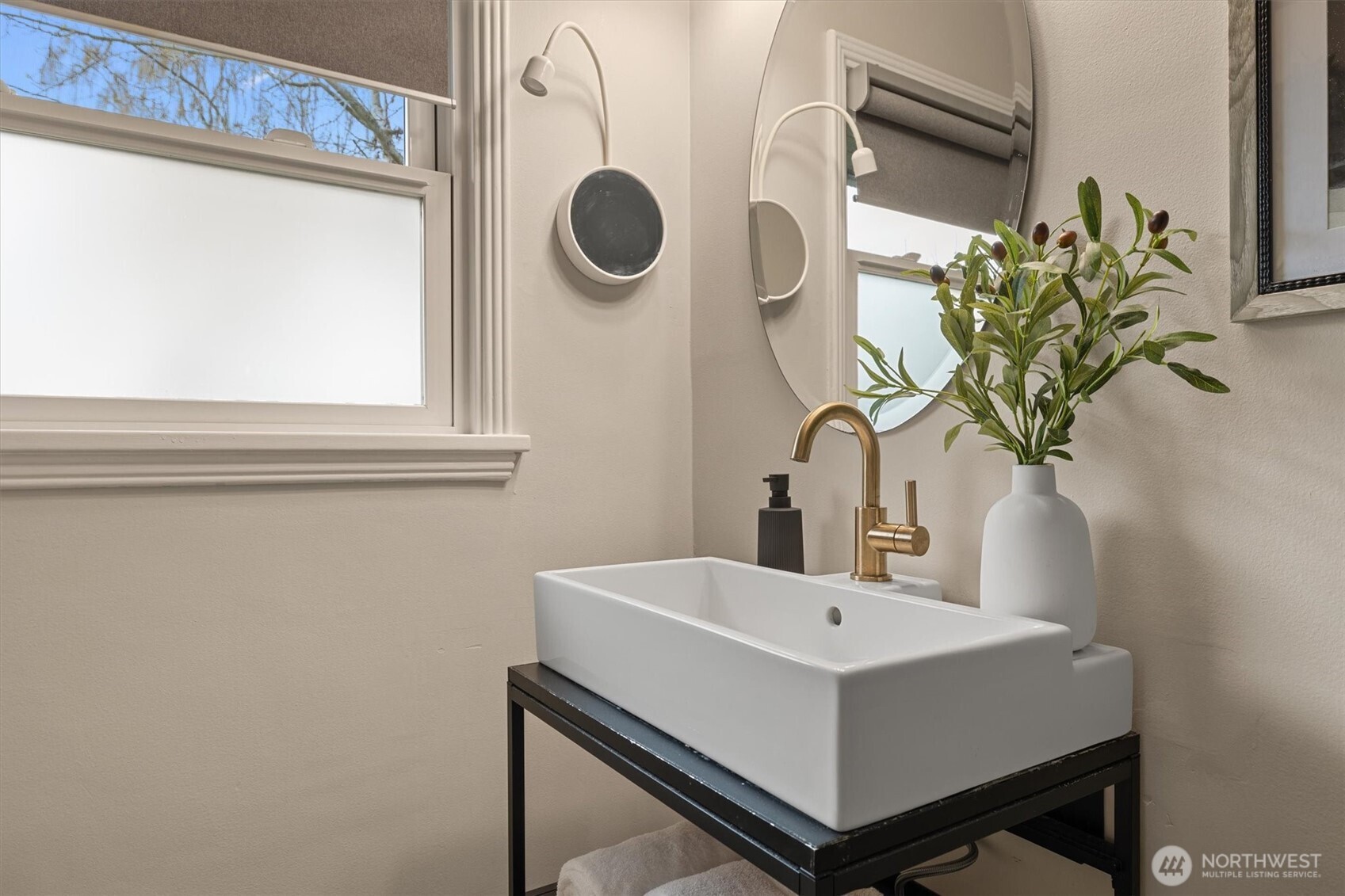 4027 52nd Avenue SW, Seattle, WA 98116