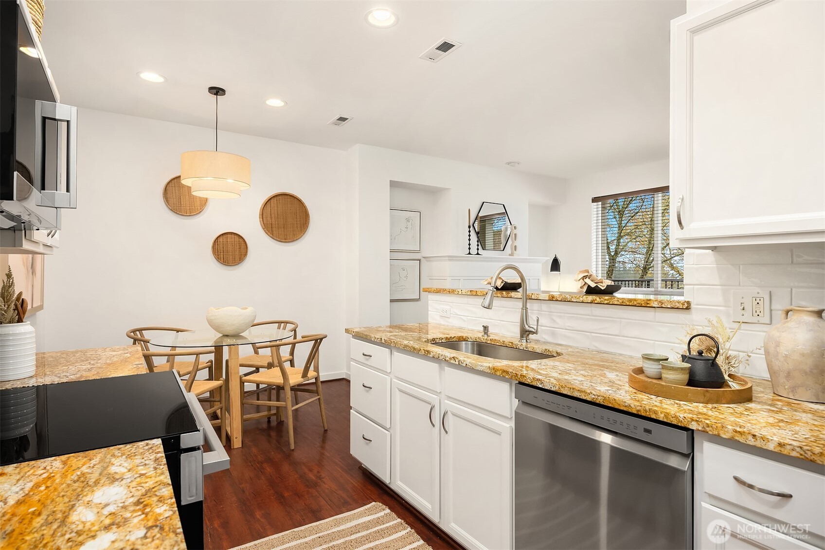 2211 NE Natalie Way , Issaquah, WA 98029