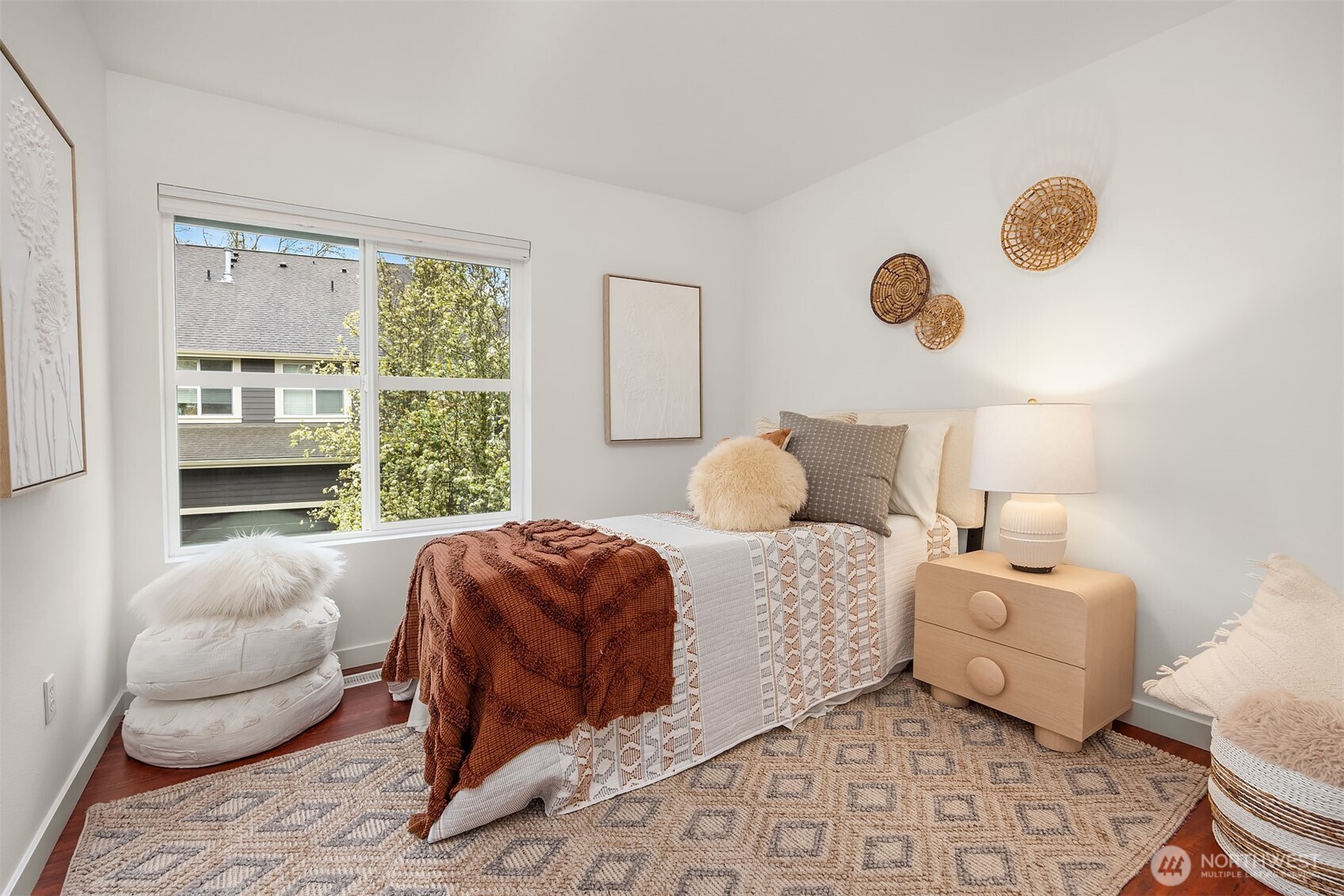 2211 NE Natalie Way , Issaquah, WA 98029