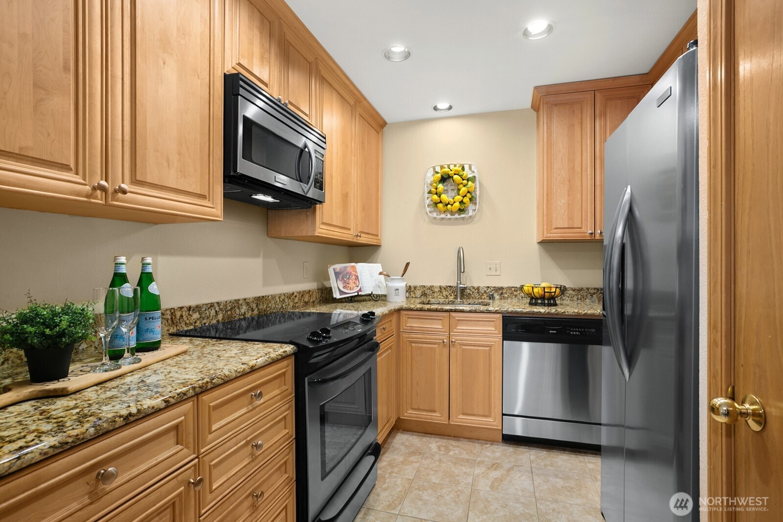 1115 4th Avenue S #3C, Edmonds, WA 98020