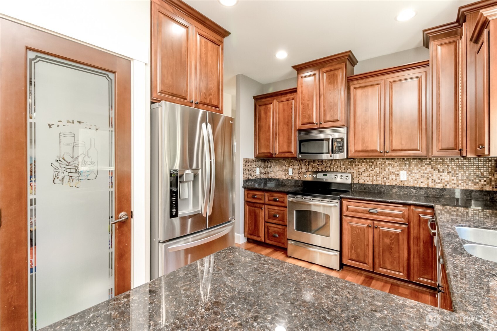 1094 Potlatch Drive , Fox Island, WA 98333