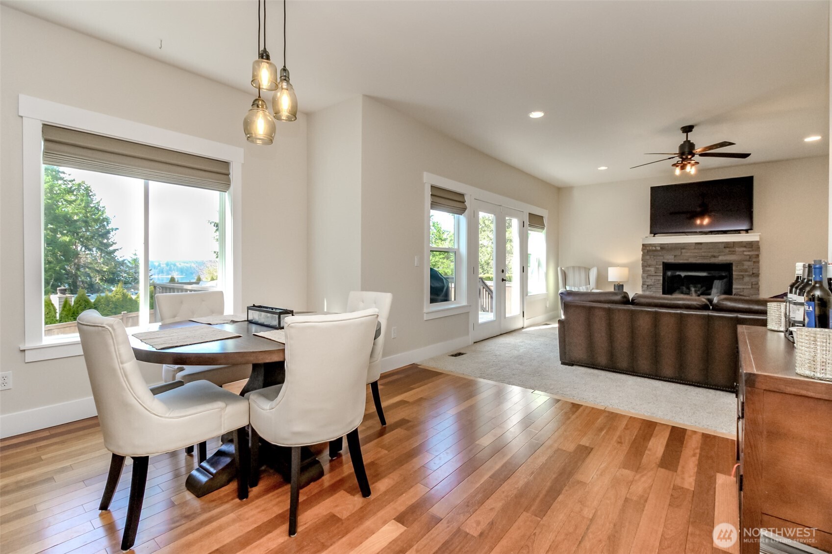 1094 Potlatch Drive , Fox Island, WA 98333