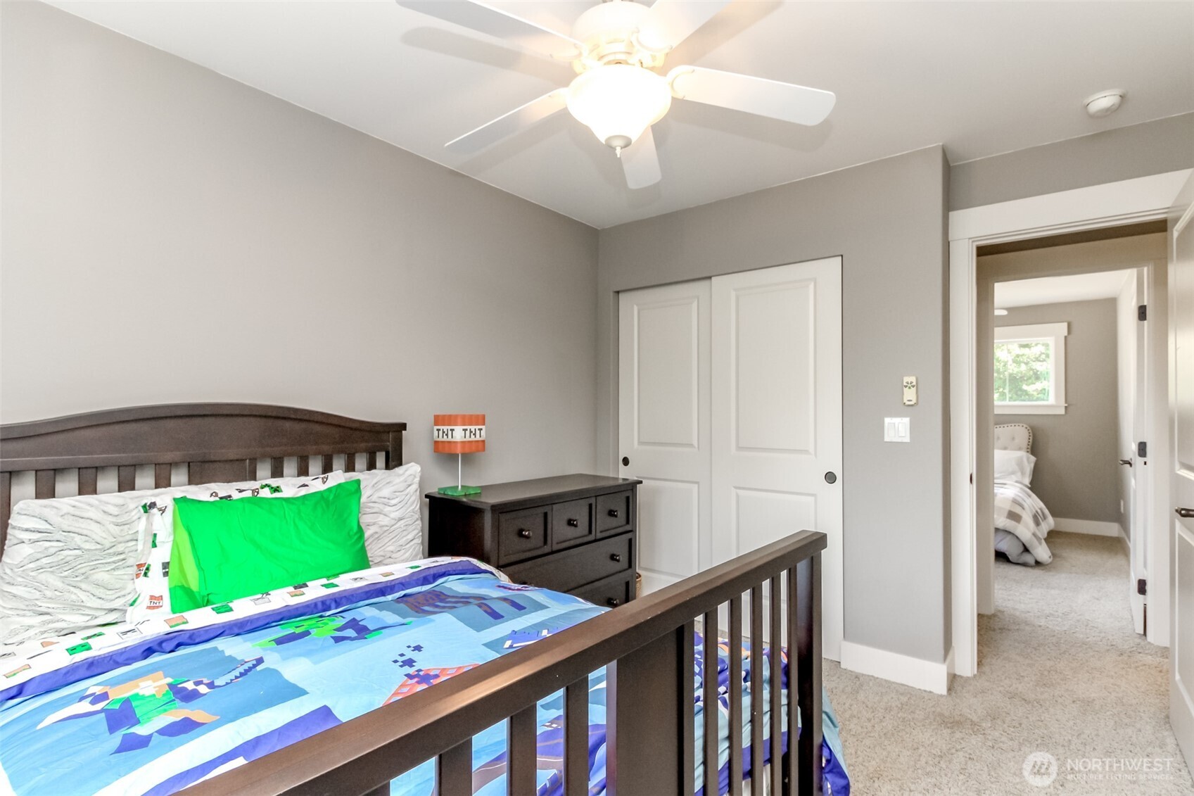 1094 Potlatch Drive , Fox Island, WA 98333