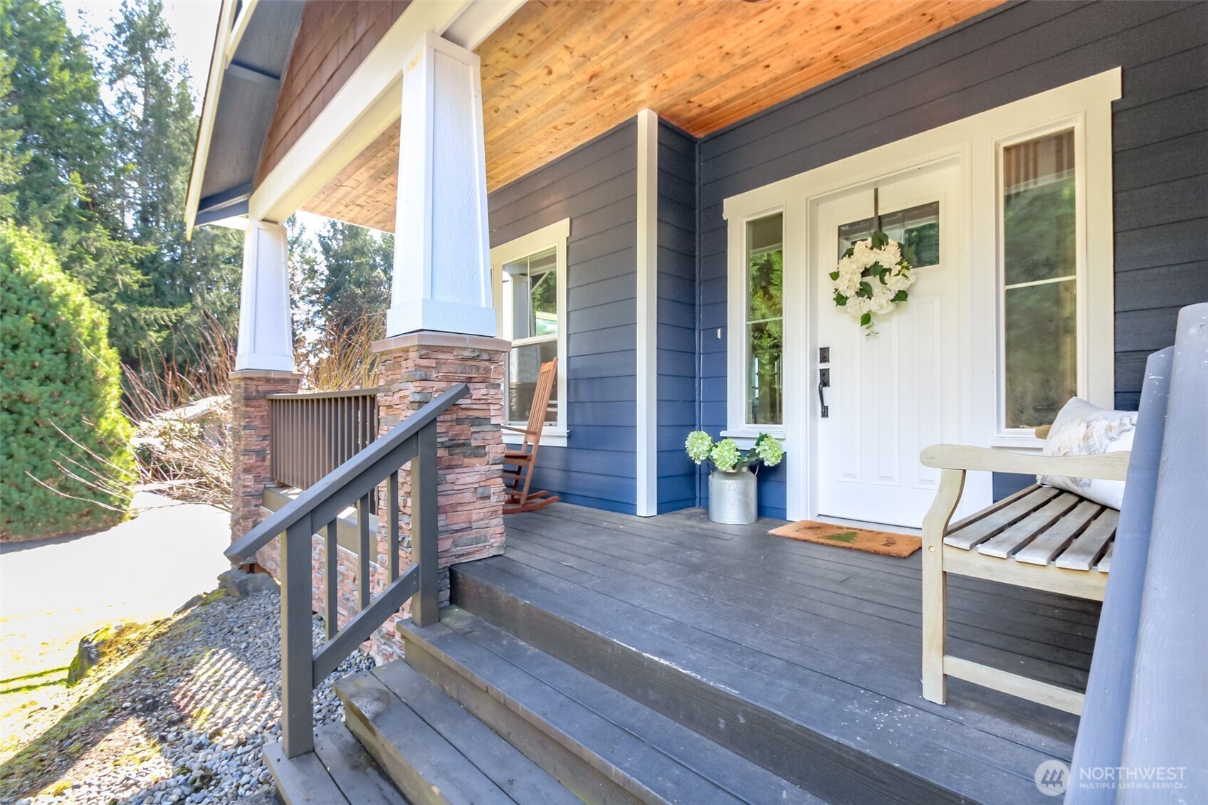 1094 Potlatch Drive , Fox Island, WA 98333