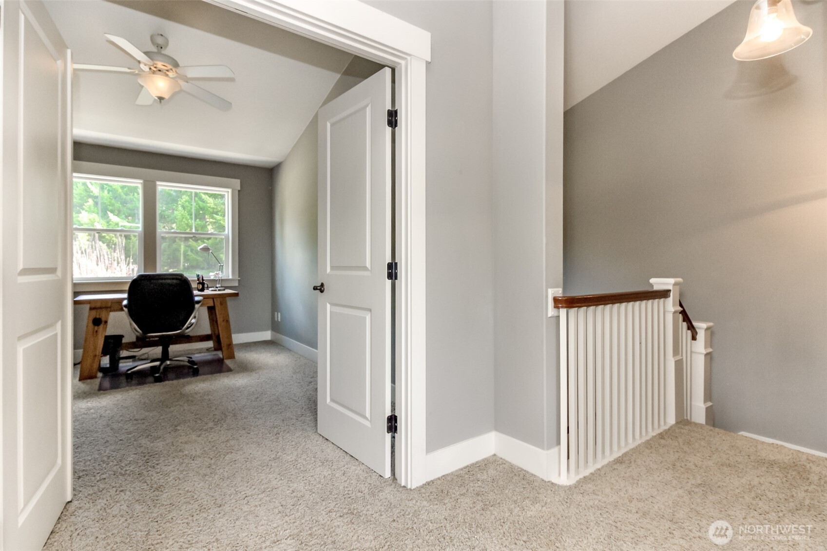 1094 Potlatch Drive , Fox Island, WA 98333