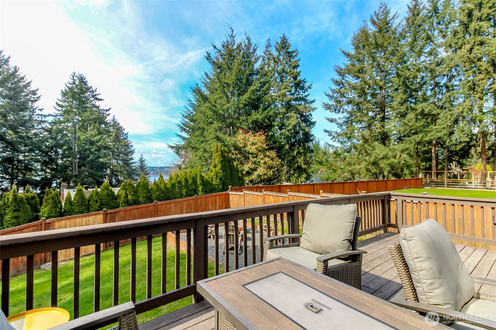1094 Potlatch Drive , Fox Island, WA 98333