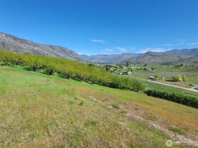 31 Milan Street , Manson, WA 98831 - Photo 2