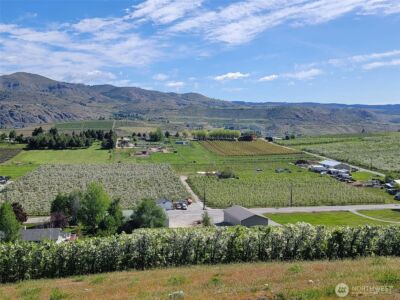 31 Milan Street , Manson, WA 98831 - Photo 3