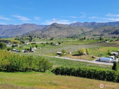 31 Milan Street , Manson, WA 98831 - Photo 4