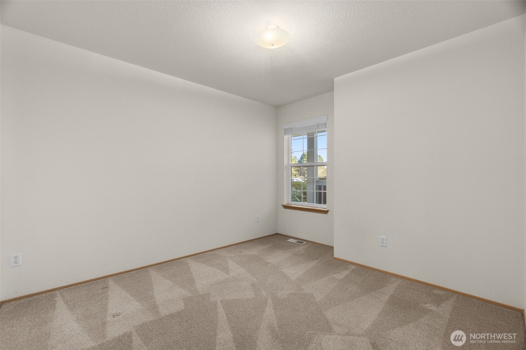 6246 Wade Court SE, Lacey, WA 98513