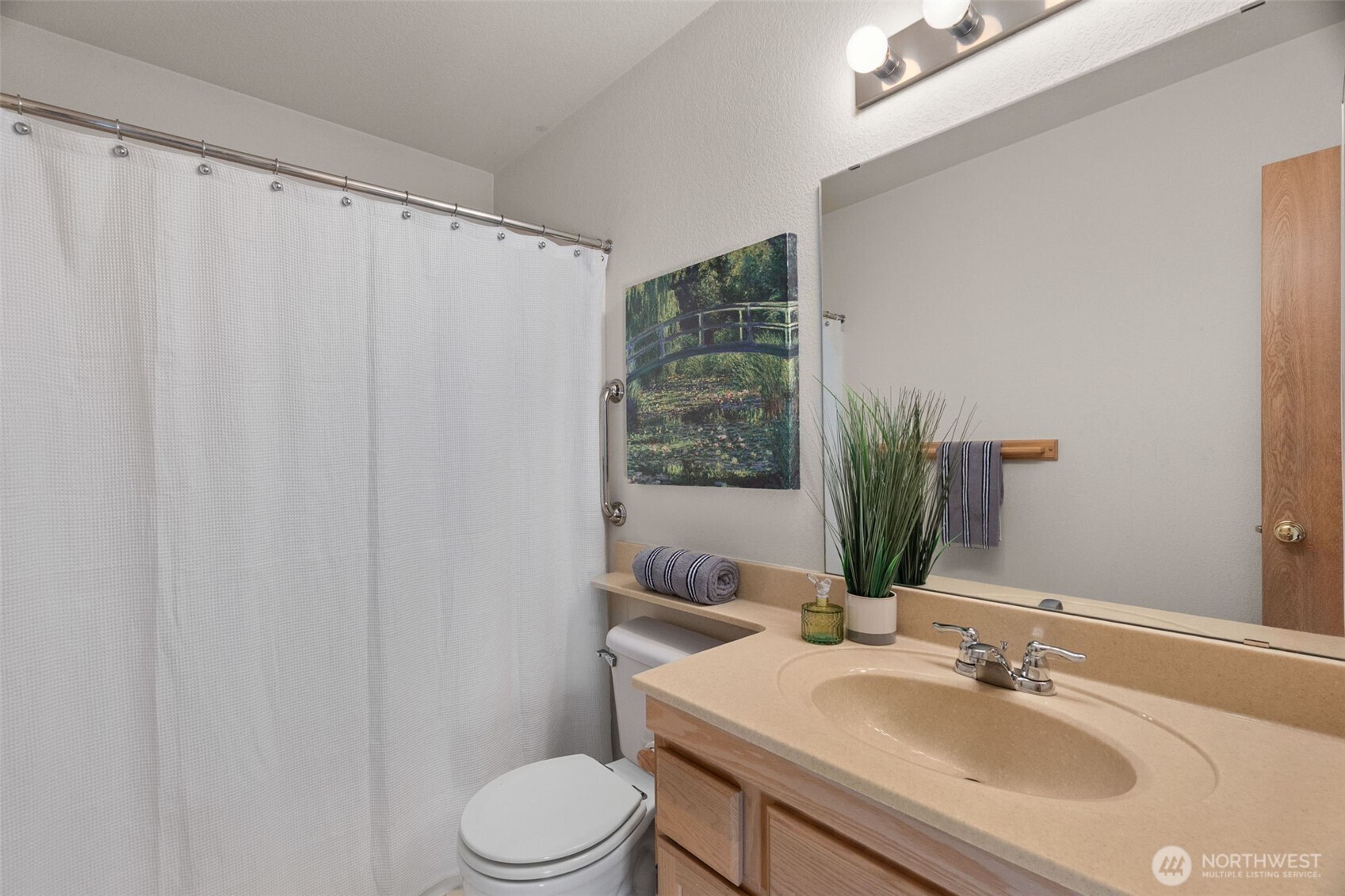 6246 Wade Court SE, Lacey, WA 98513