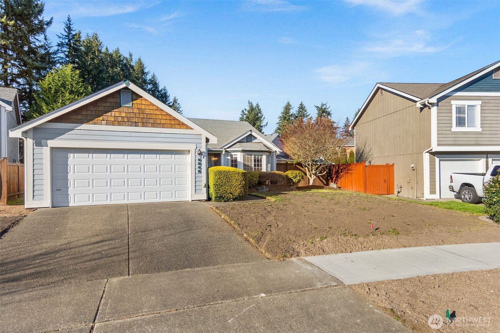 6246 Wade Court SE, Lacey, WA 98513