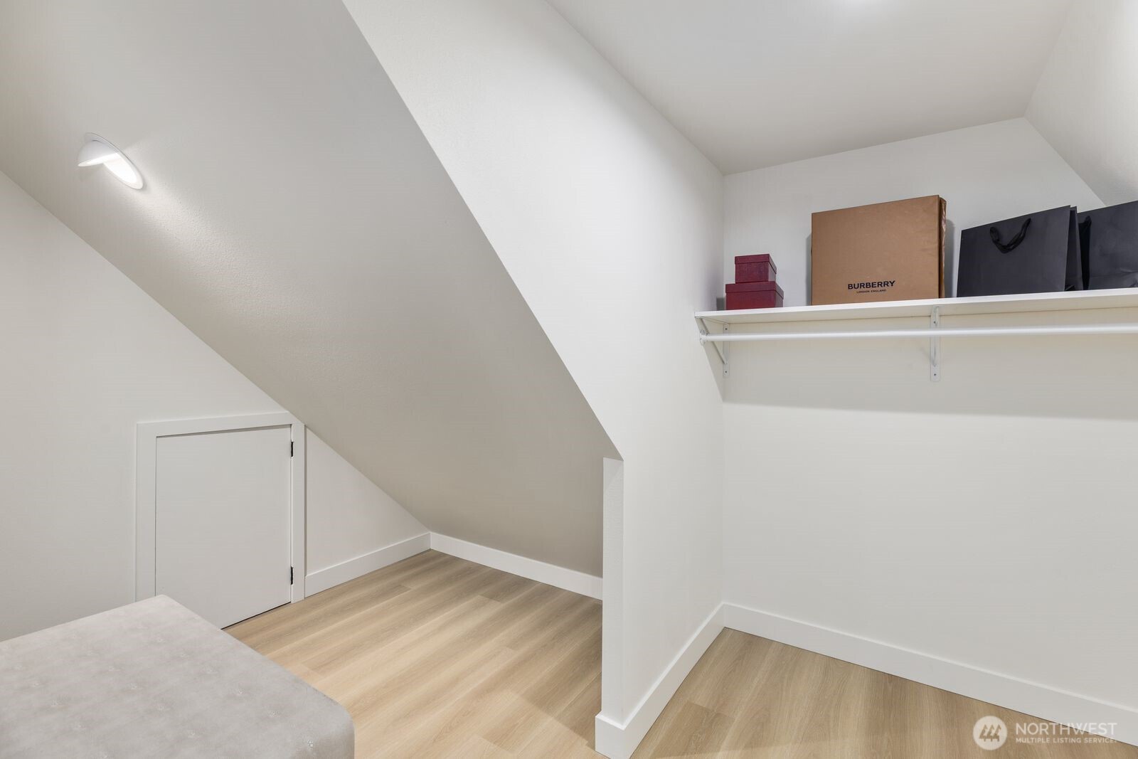 306 NW 45th Street , Seattle, WA 98107