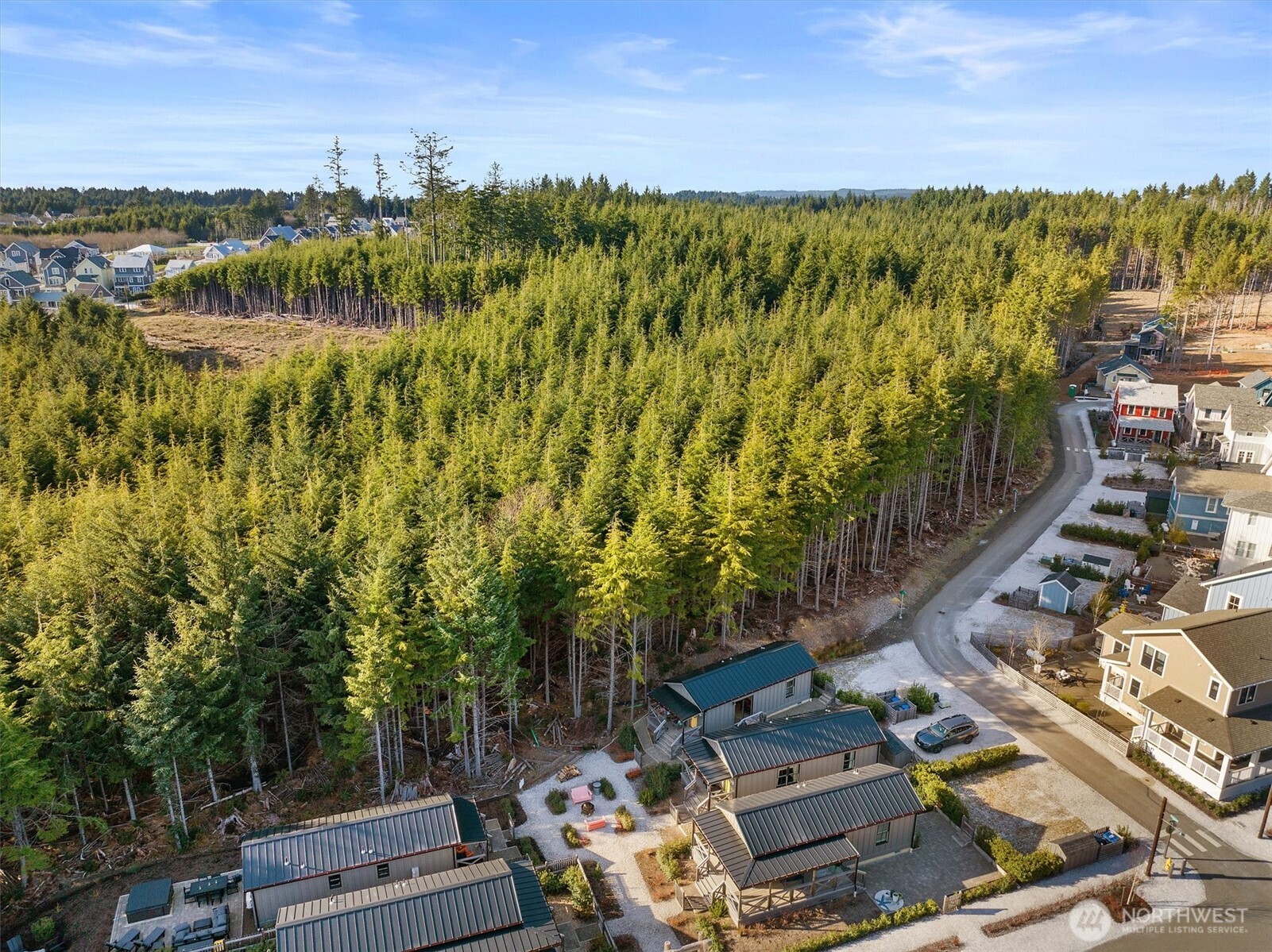 417 E Compass Street , Pacific Beach, WA 98571