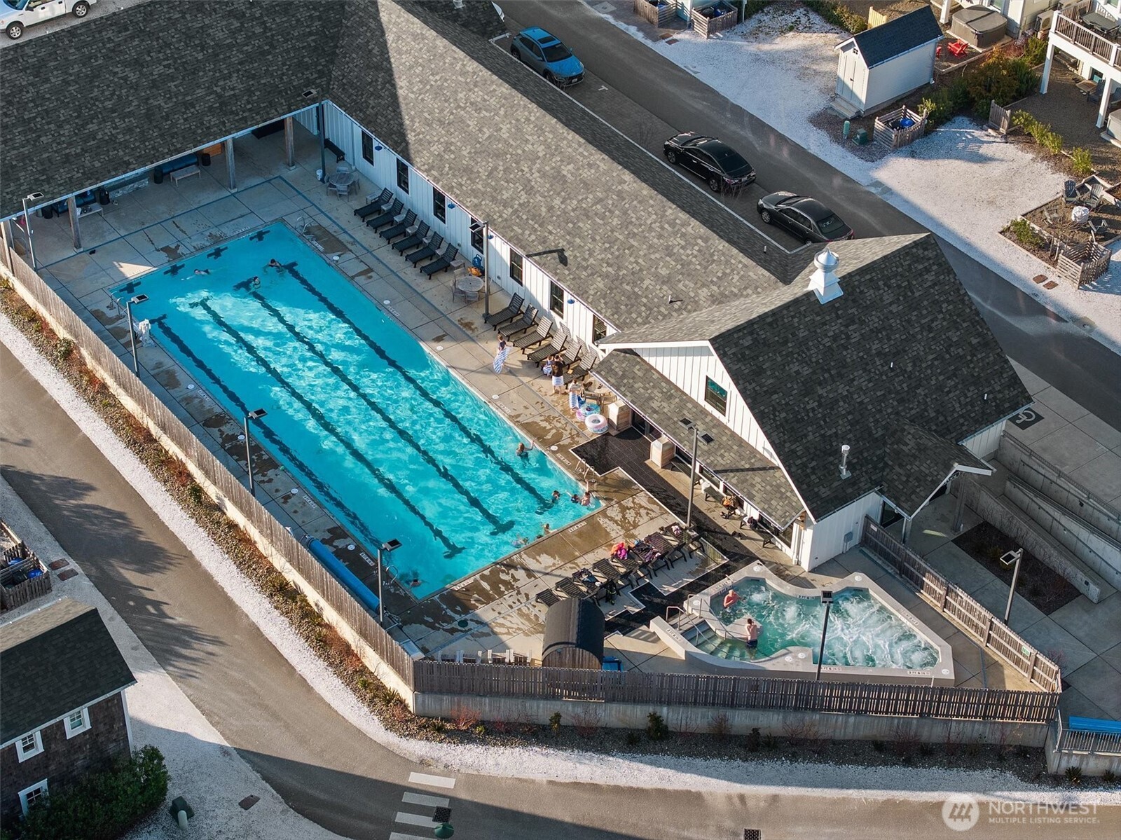 417 E Compass Street , Pacific Beach, WA 98571