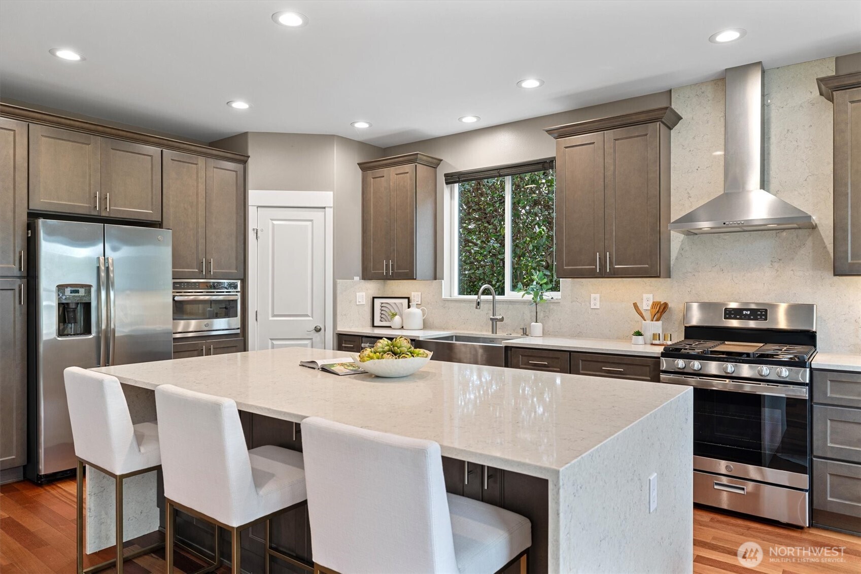 20514 9th Avenue W, Lynnwood, WA 98036