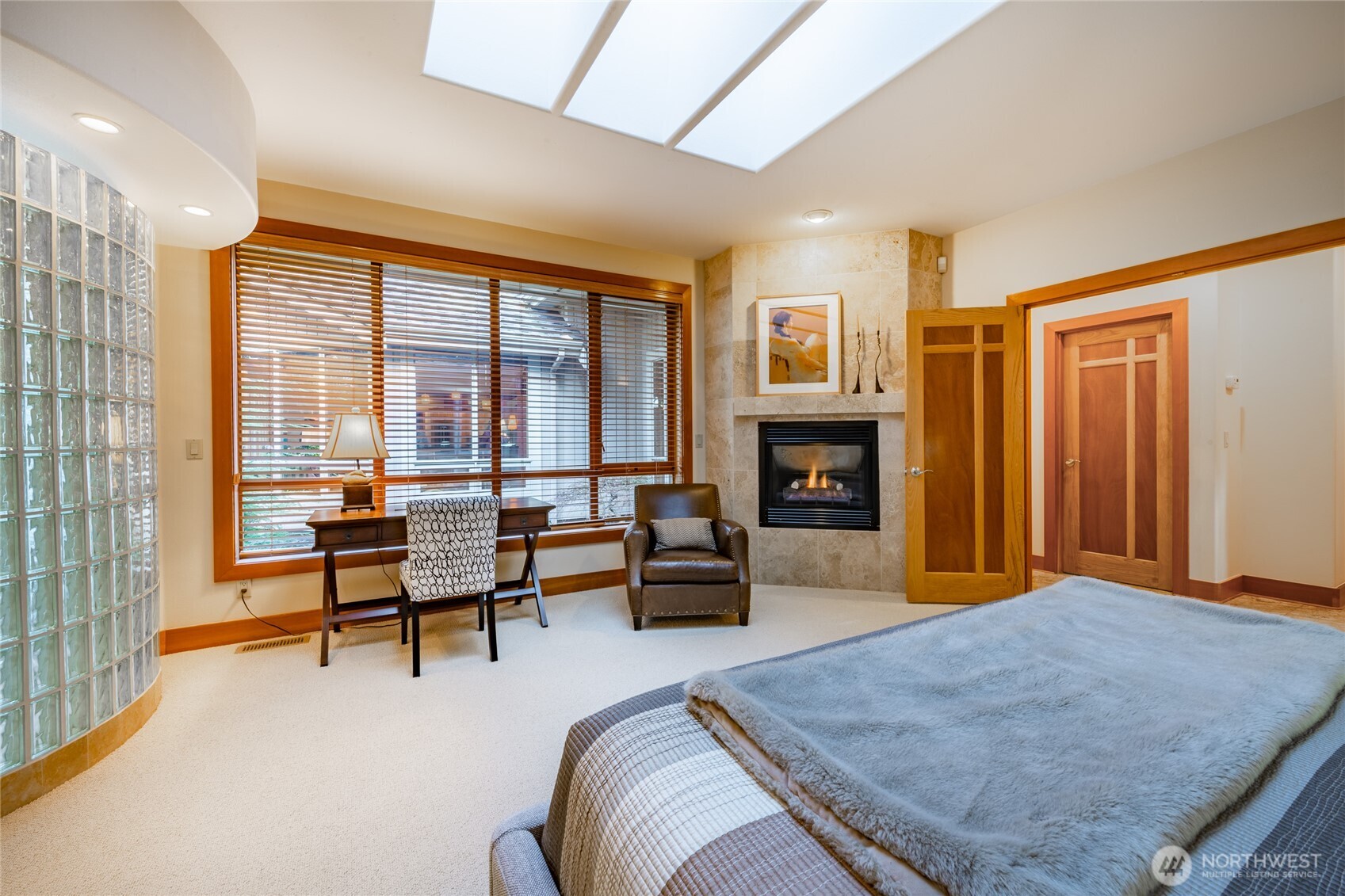 8815 Goshawk Road , Blaine, WA 98230