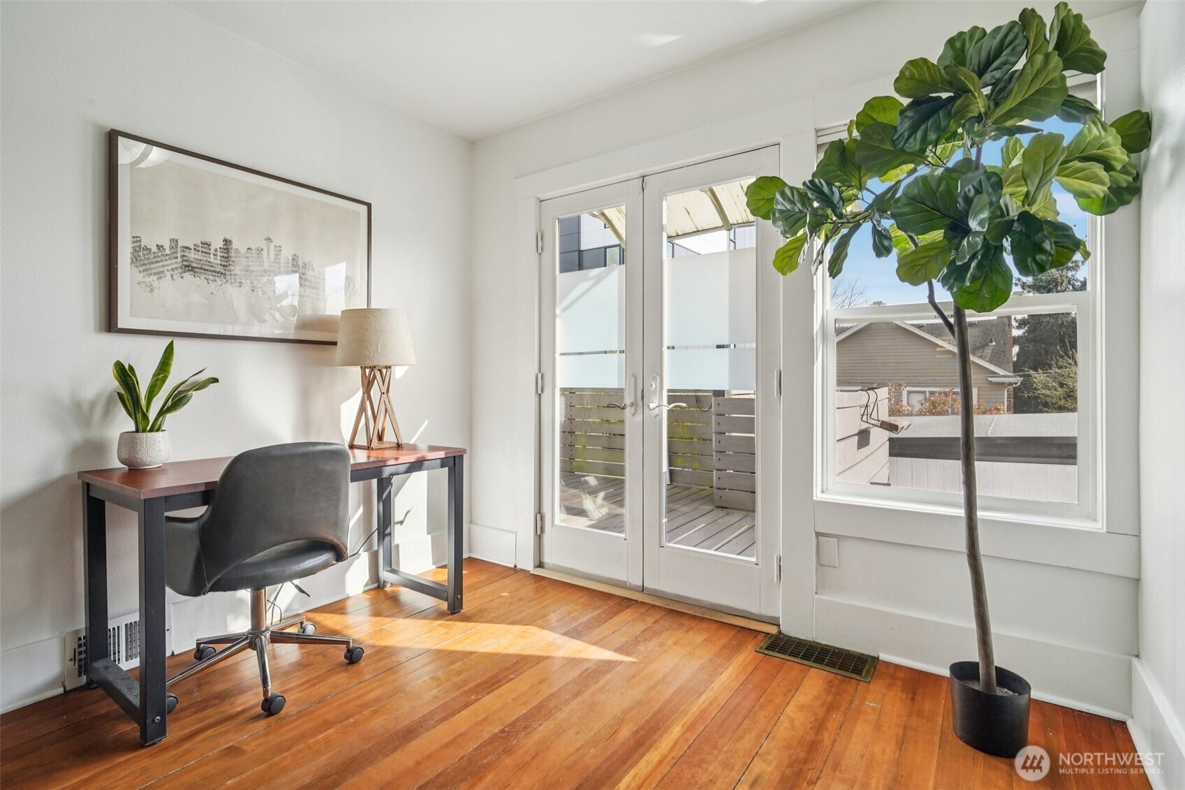 851 NW 56th Street , Seattle, WA 98107