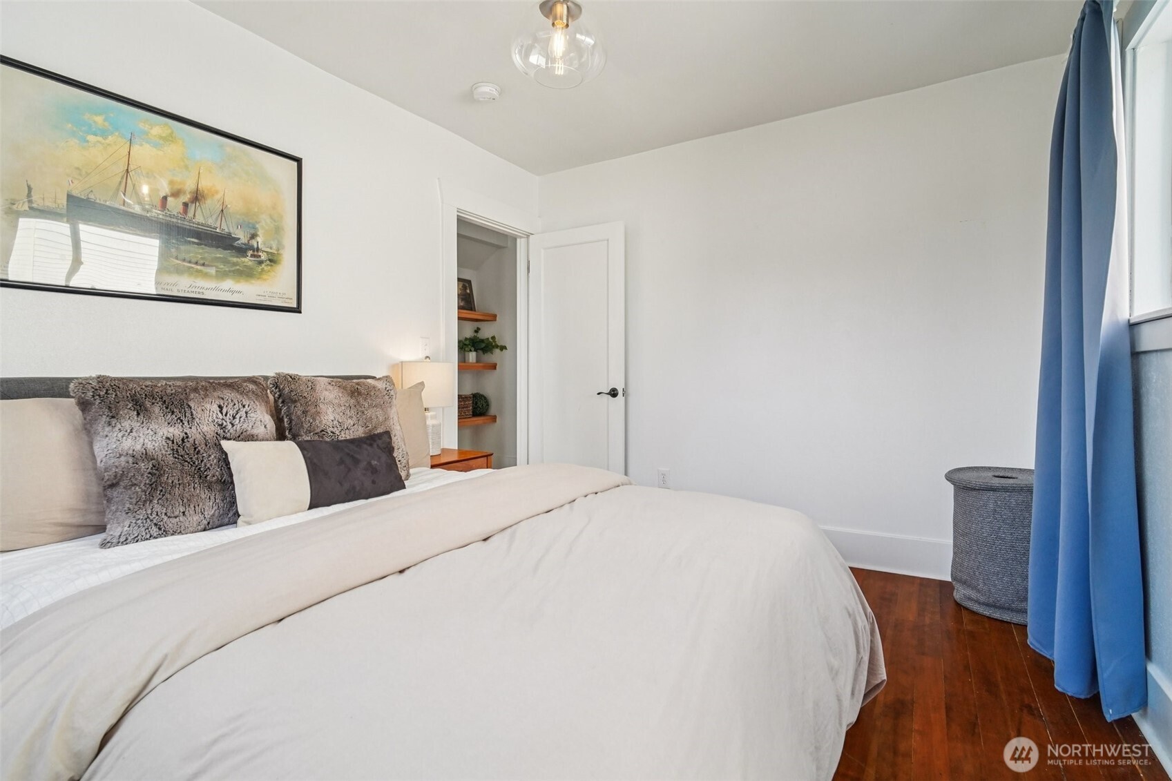 851 NW 56th Street , Seattle, WA 98107