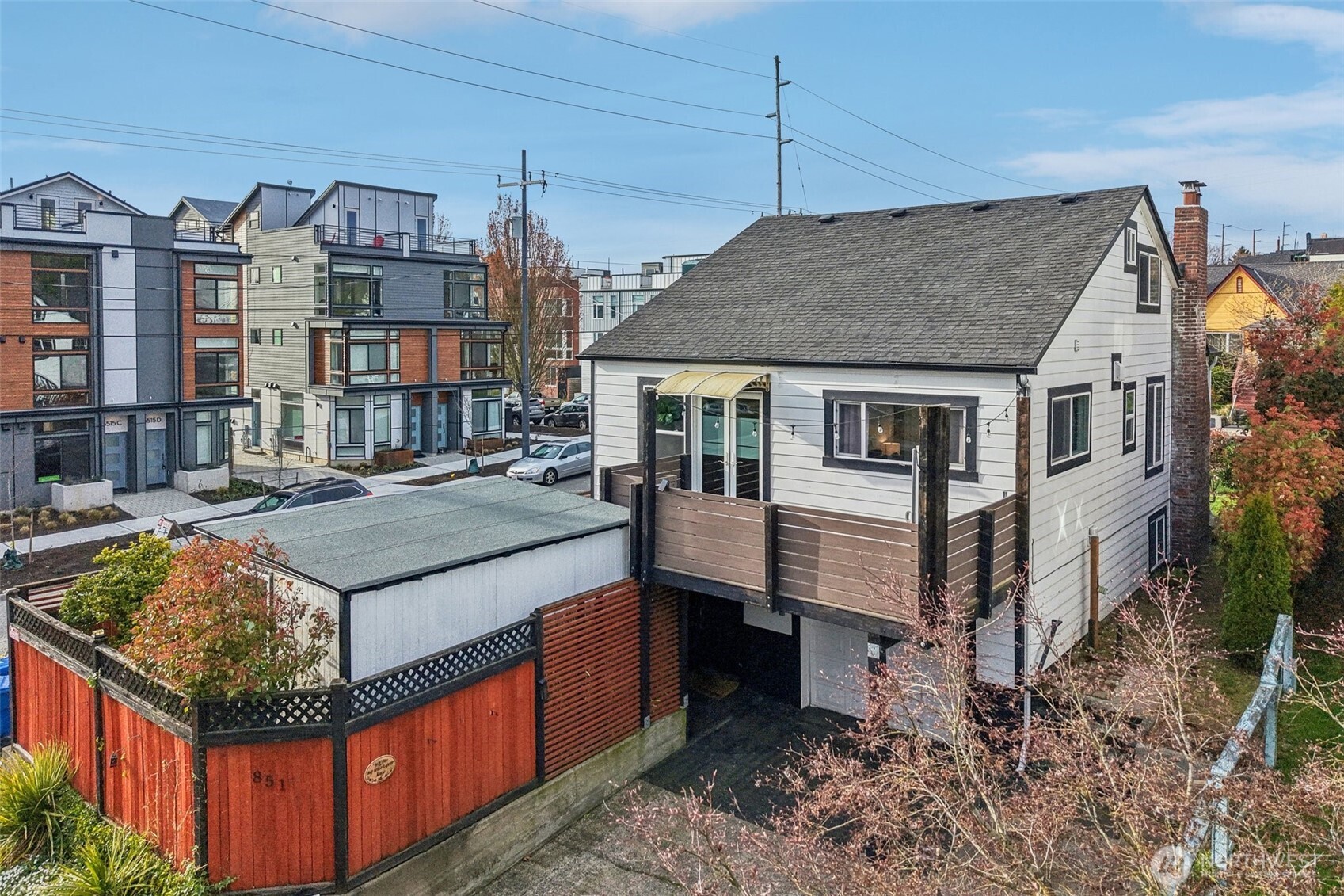 851 NW 56th Street , Seattle, WA 98107