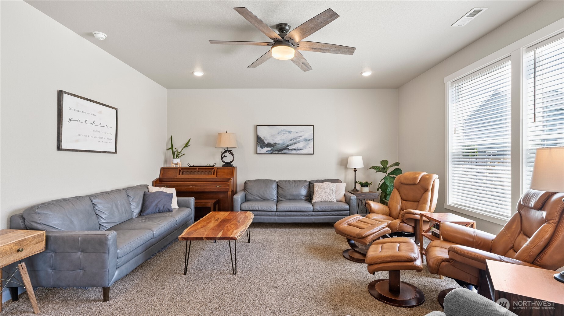 8215 Cardinal Peak St , West Richland, WA 99353