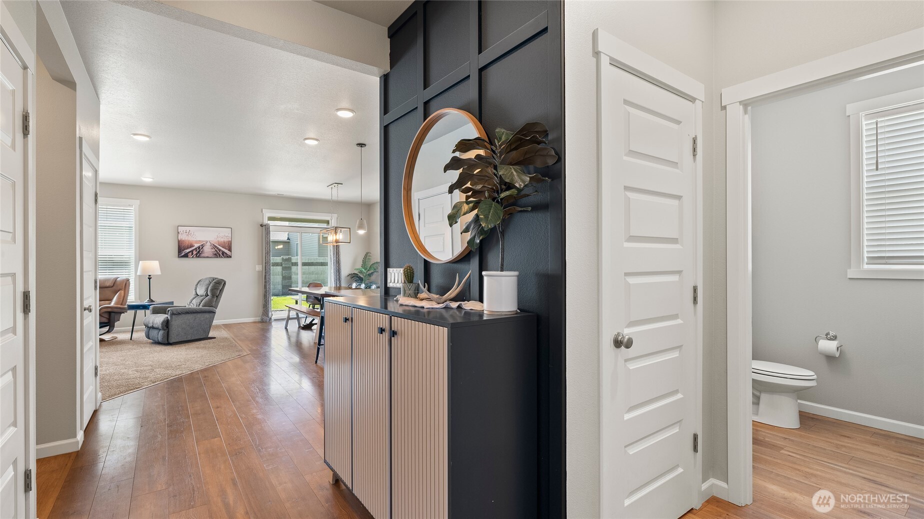 8215 Cardinal Peak St , West Richland, WA 99353