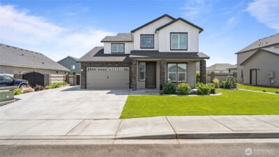8215 Cardinal Peak St , West Richland, WA 99353 - Photo 2