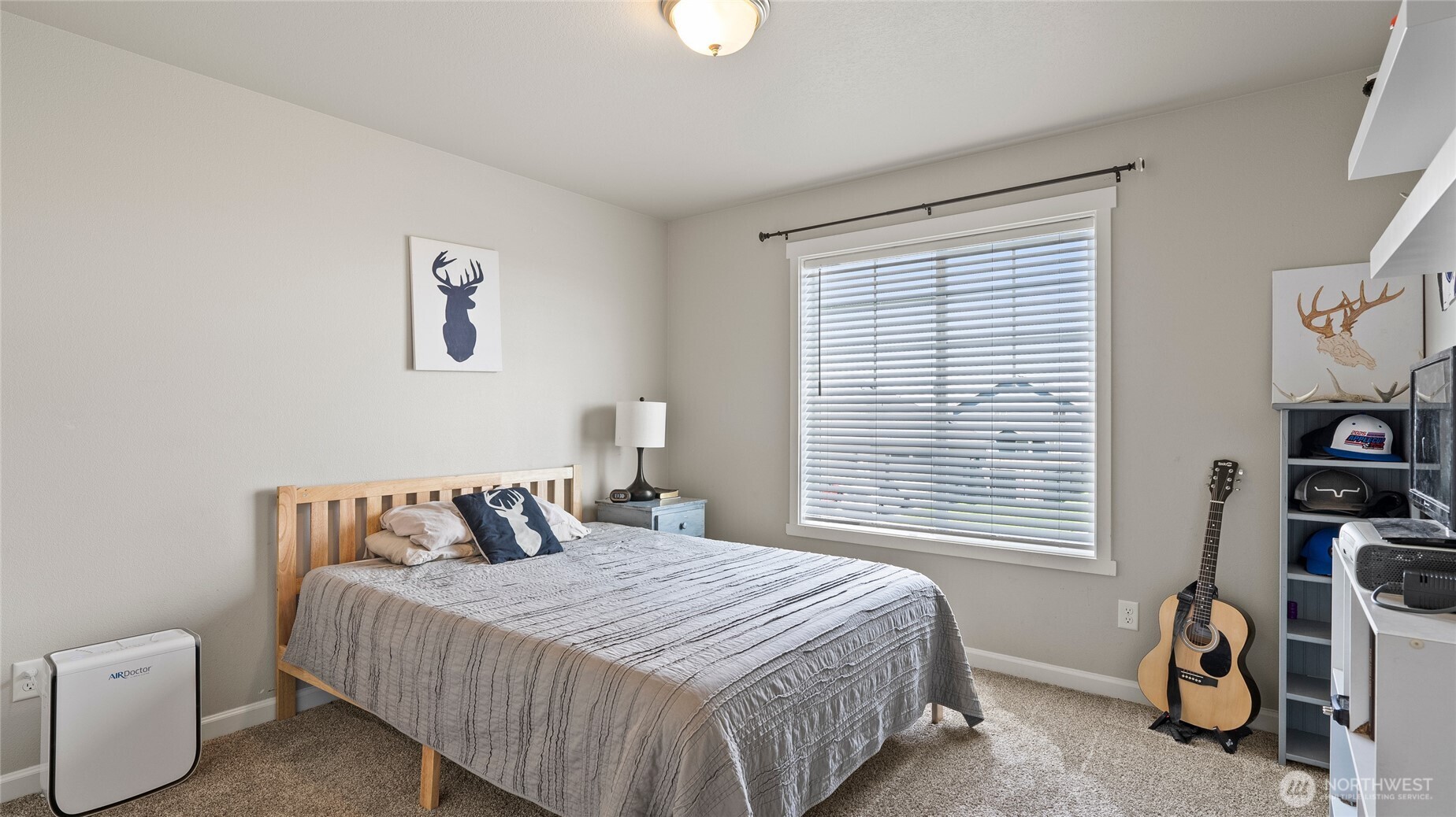 8215 Cardinal Peak St , West Richland, WA 99353