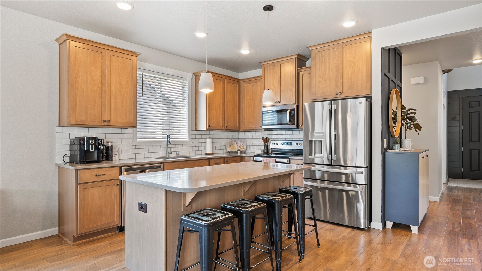 8215 Cardinal Peak St , West Richland, WA 99353