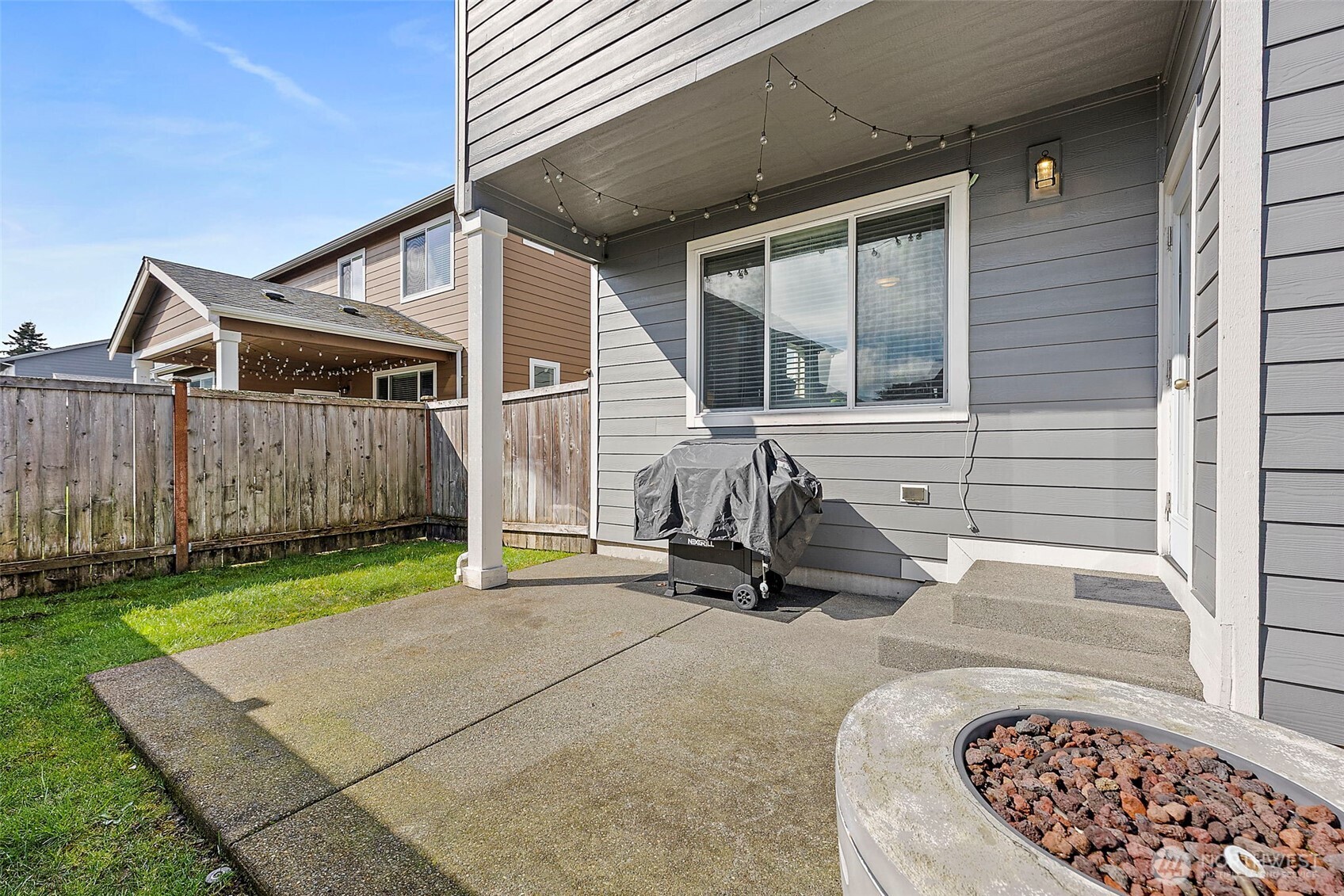 17607 28th Avenue Ct E, Tacoma, WA 98445