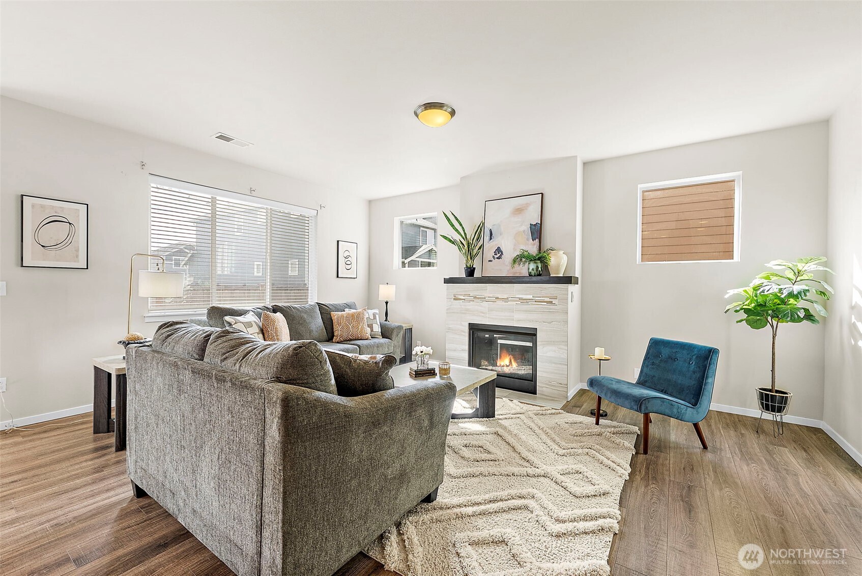 17607 28th Avenue Ct E, Tacoma, WA 98445