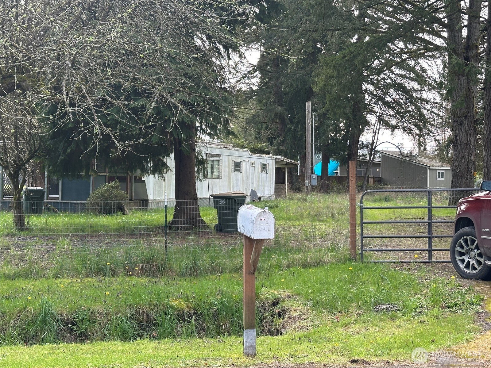 2813 Bona Vista Drive SW, Olympia, WA 98512-9010