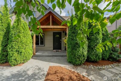 20006 68th Avenue NE, Kenmore, WA 98028-2040 - Photo 2