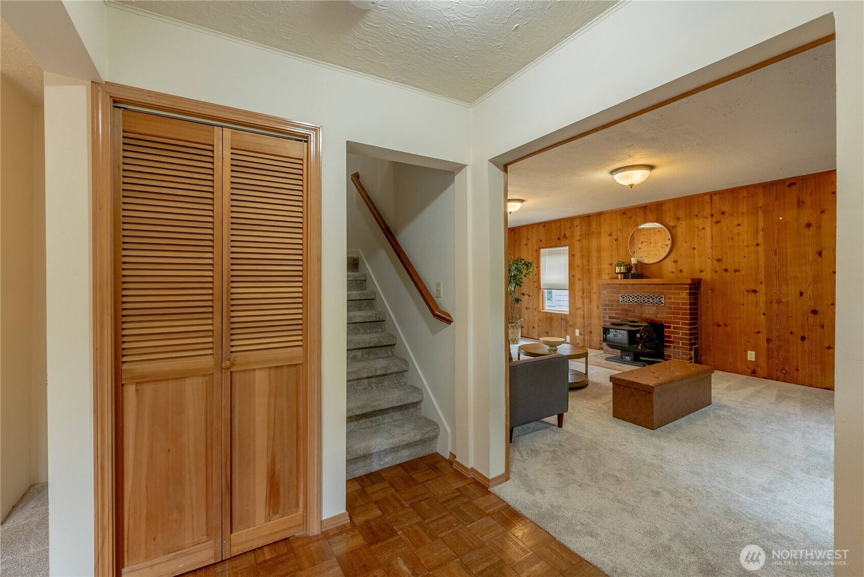 20006 68th Avenue NE, Kenmore, WA 98028-2040