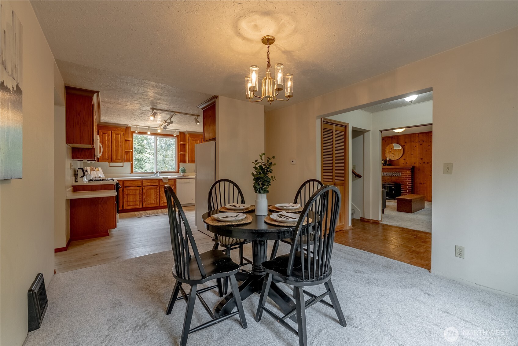 20006 68th Avenue NE, Kenmore, WA 98028-2040