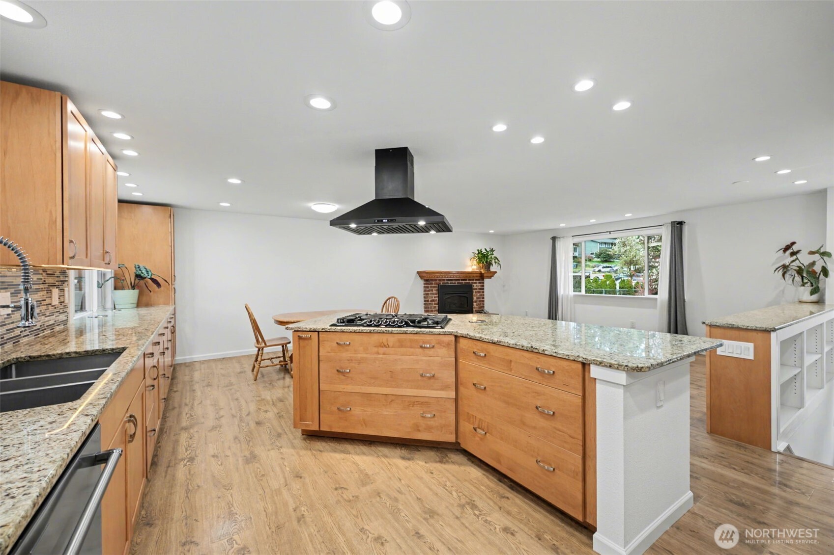 19026 63rd Street E, Lake Tapps, WA 98391