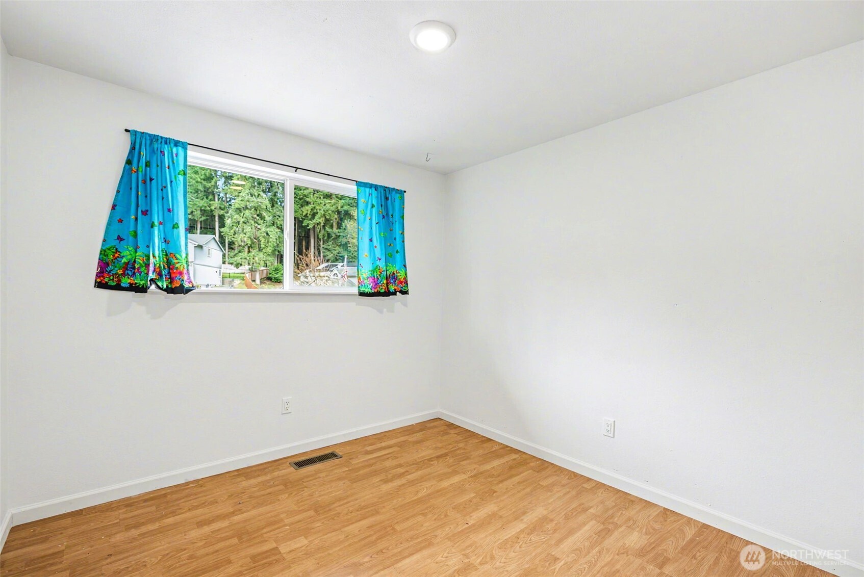 19026 63rd Street E, Lake Tapps, WA 98391