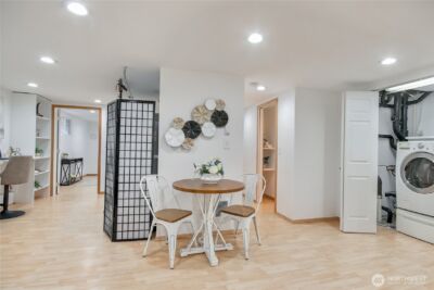 1116 6th Avenue N, Seattle, WA 98109 - Photo 31