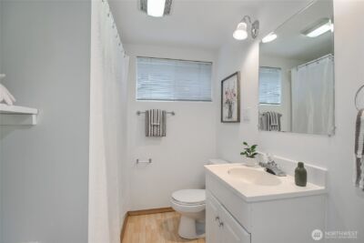 1116 6th Avenue N, Seattle, WA 98109 - Photo 33