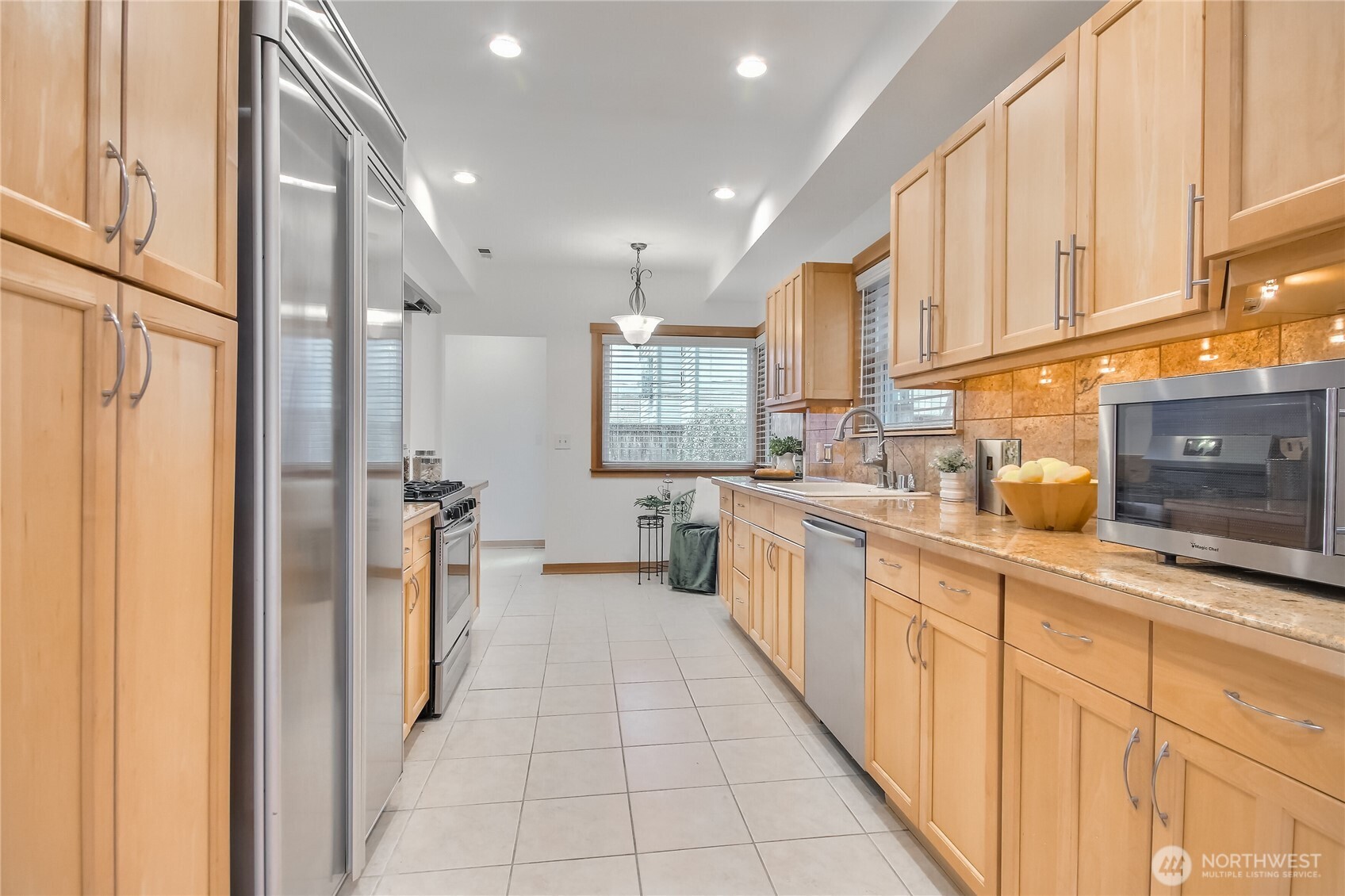 1116 6th Avenue N, Seattle, WA 98109