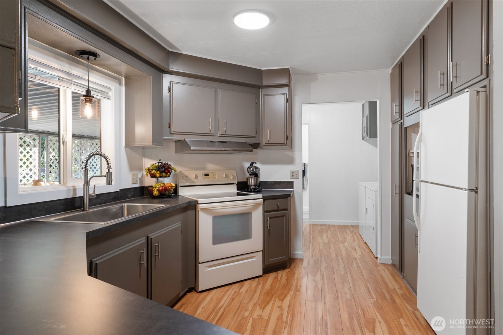 5516 Chelan Lane SE, Lacey, WA 98503