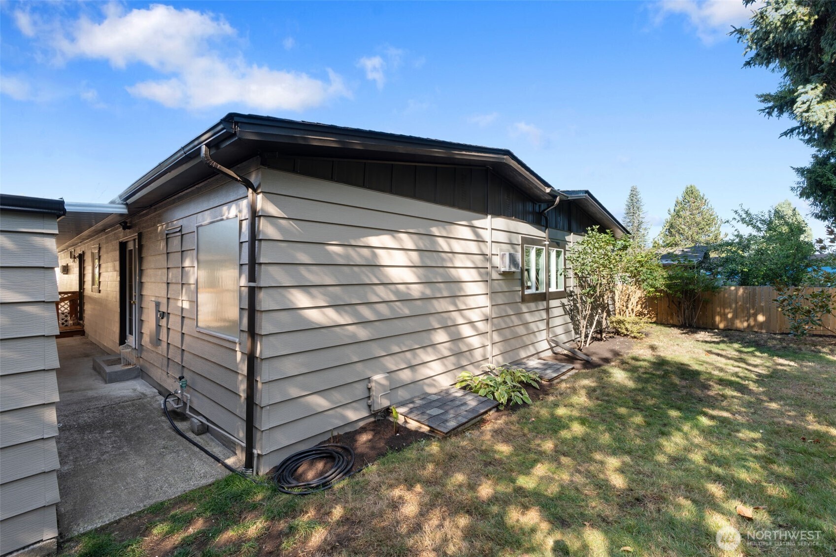 5516 Chelan Lane SE, Lacey, WA 98503