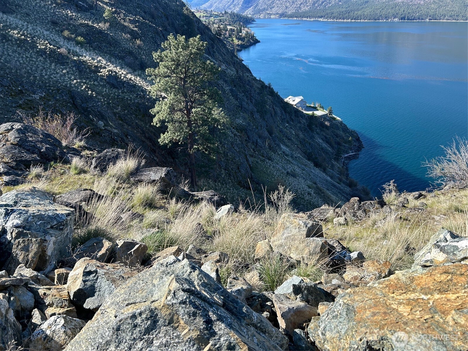 1669 Emerson Acres Road , Manson, WA 98831