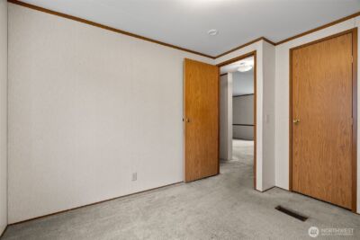 139 NE Saturn Lane , Bremerton, WA 98311 - Photo 17
