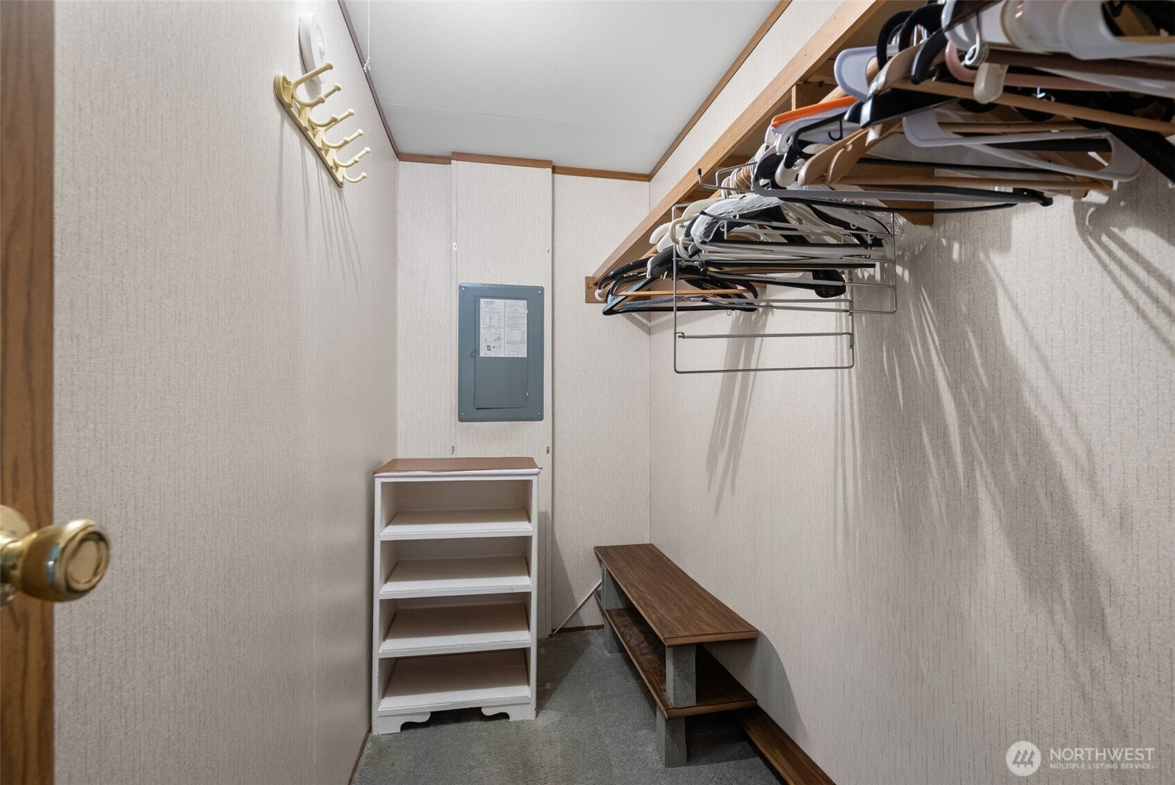 139 NE Saturn Lane , Bremerton, WA 98311