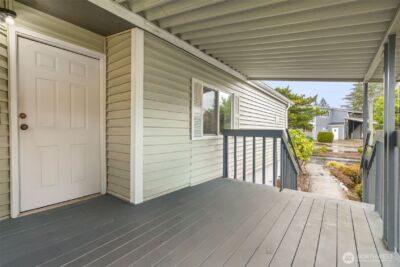 139 NE Saturn Lane , Bremerton, WA 98311 - Photo 24